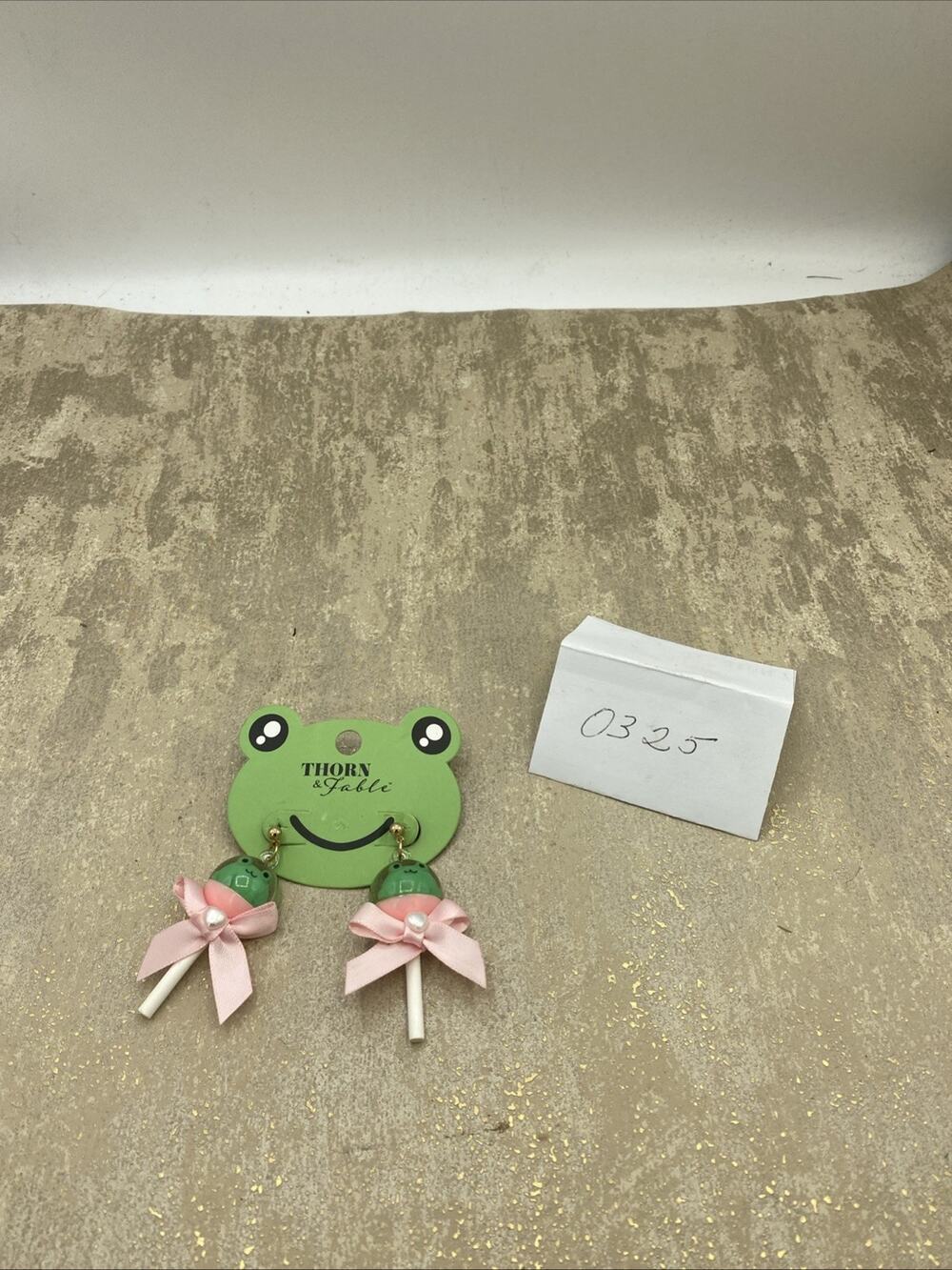 🐸Thorn & Fable 3D Frog Lollipop Earrings Pink Bow🐸NEW